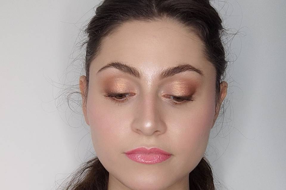 Maquillage mariée occidentale