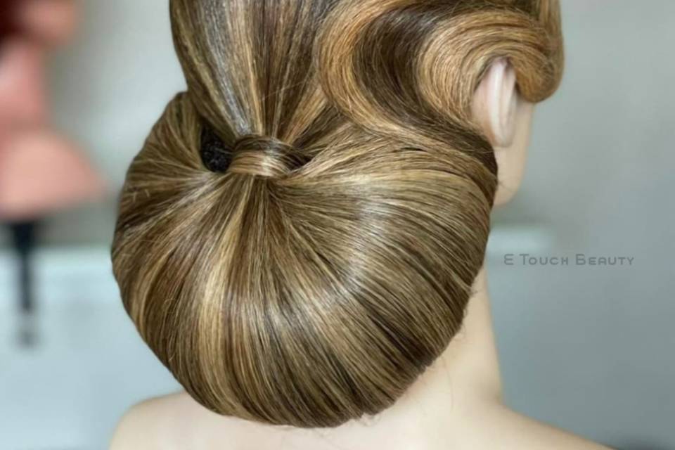 Coiffure mariage: chignon 1