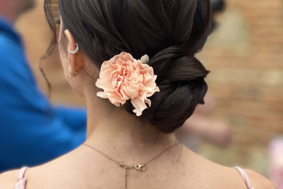 Chignon bas structuré