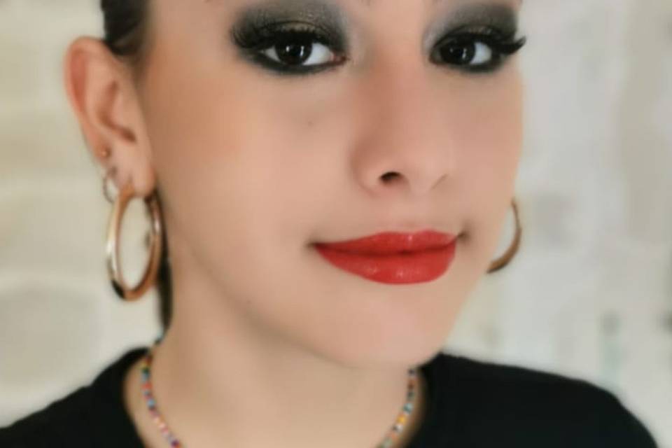 Smookey eyes