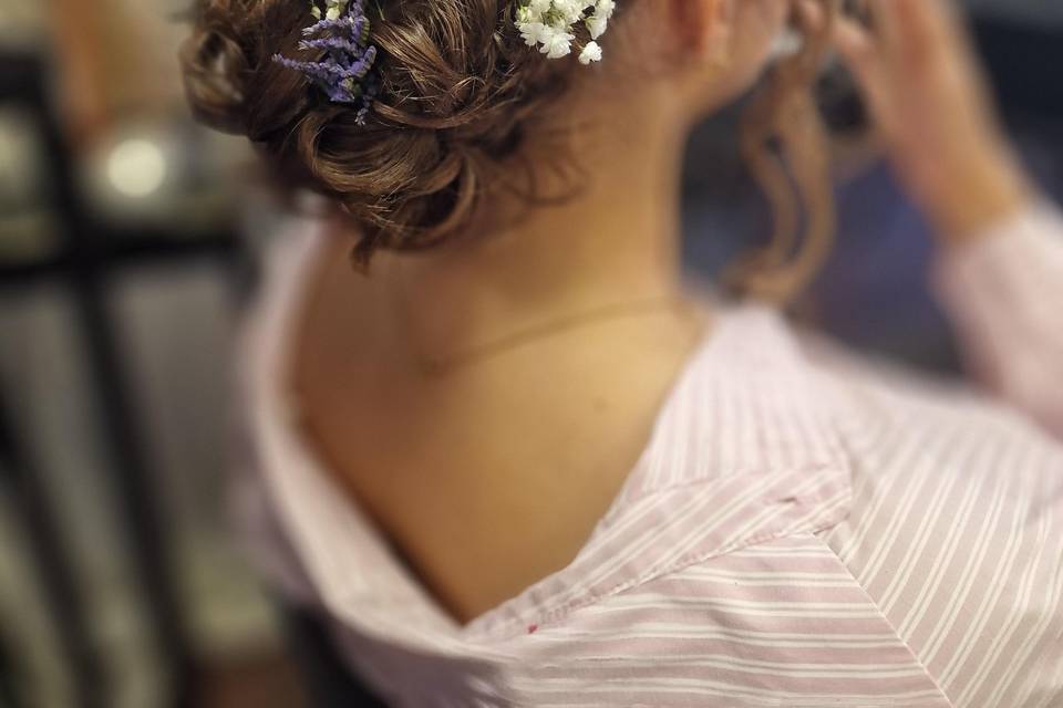 Coiffure avec Fleurs Naturelle