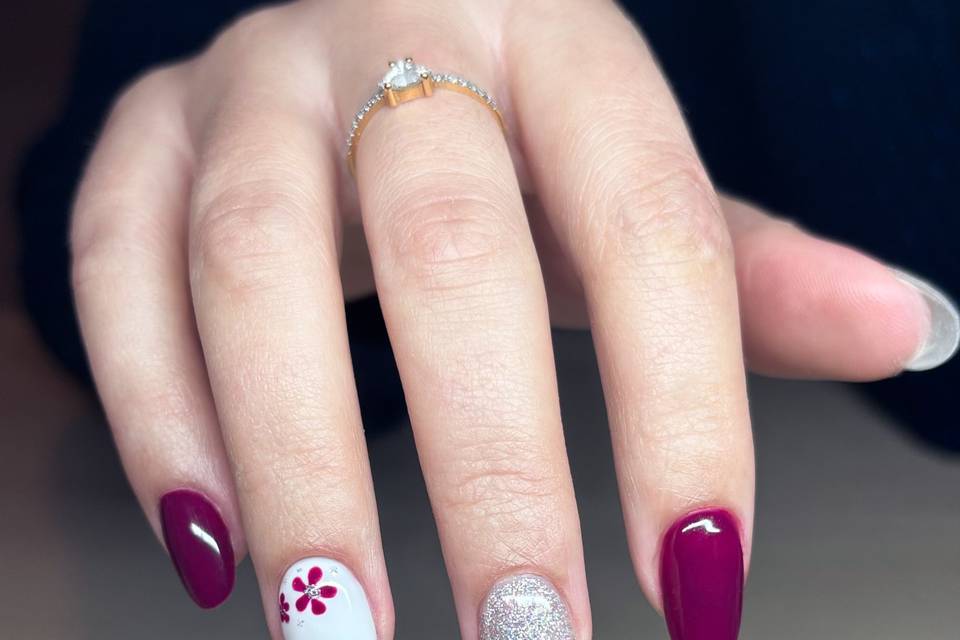 Les ongles d’Elisa