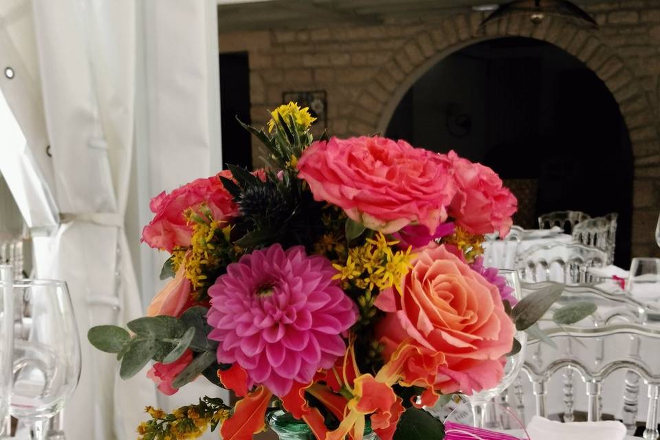 Bouquet table