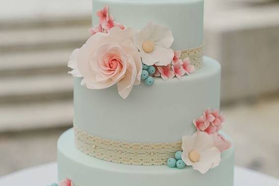 Wedding cake vitage pastel