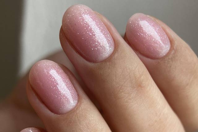 Lunule nails pailletés