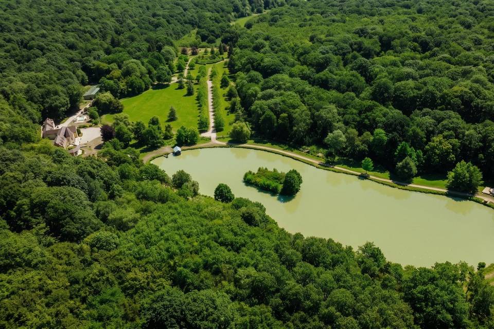 Le lac de Thironne & l'allée