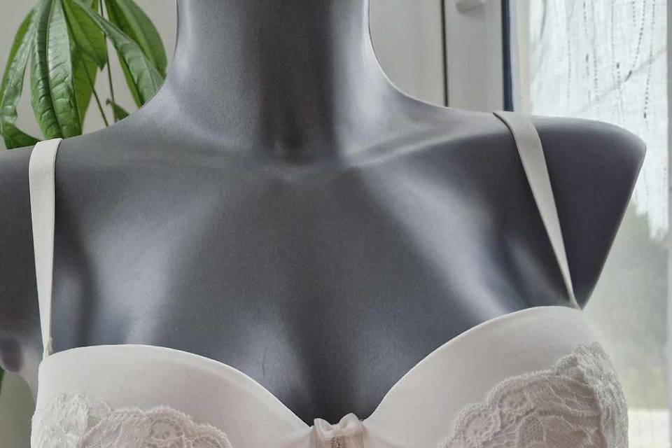 Bandeau diamant et le slip