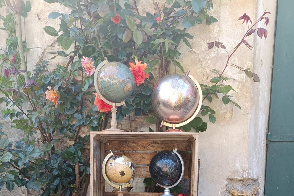 Caisses et globes