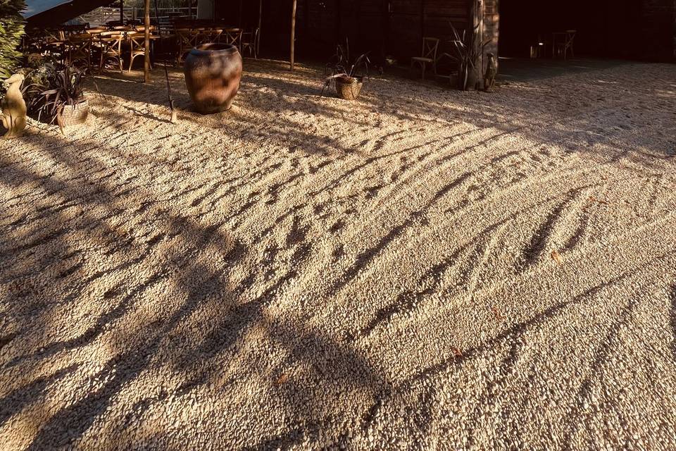 Grange et tente berbère