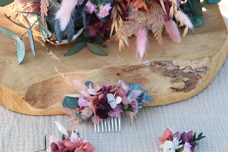 Boutonniere fleurs AMABILITE