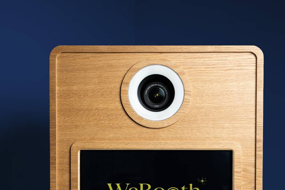 WeBooth