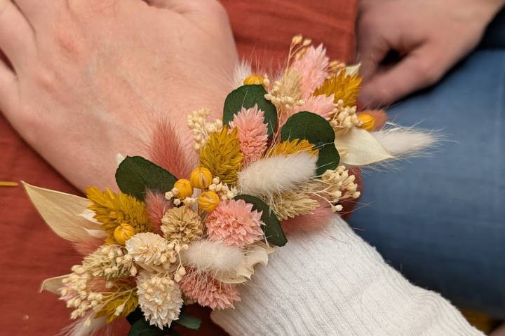 Bracelet en fleurs séchées