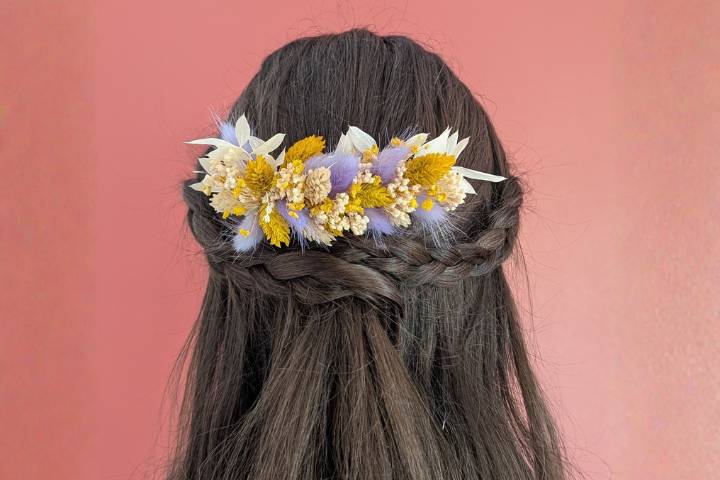 Peigne en fleurs séchées