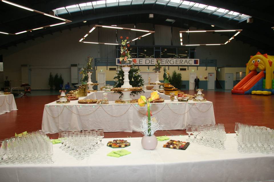 Buffet d'apéritif pour un noël