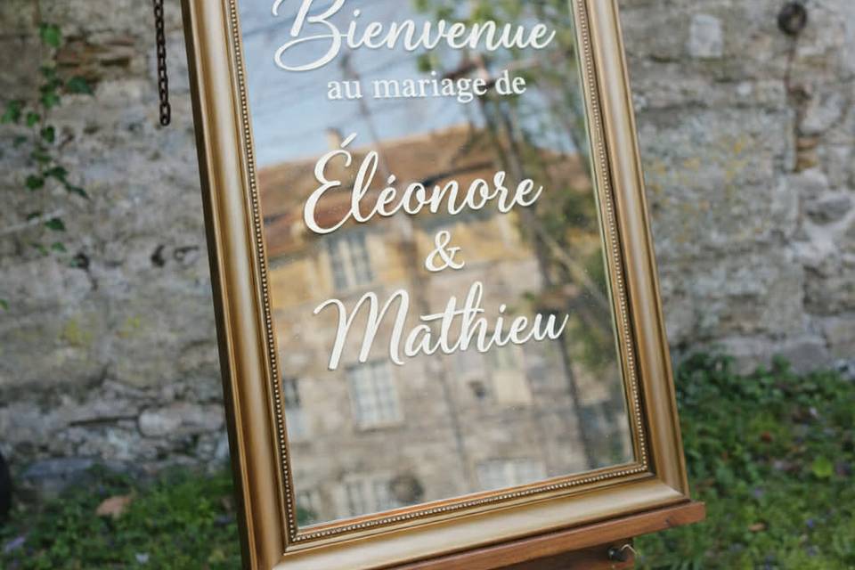 Notre miroir de bienvenue !