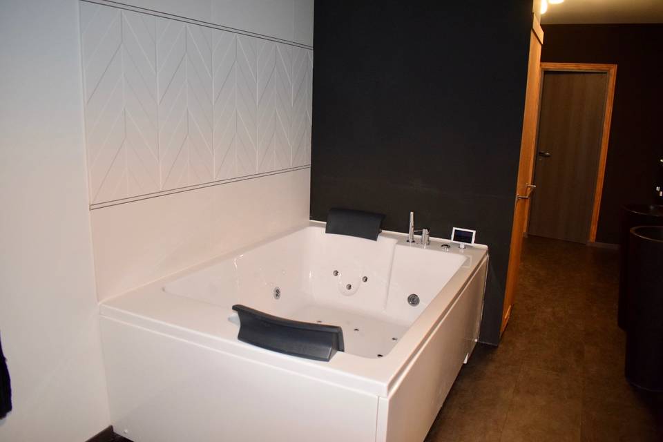 Suite d'Artiste grand Jacuzzi