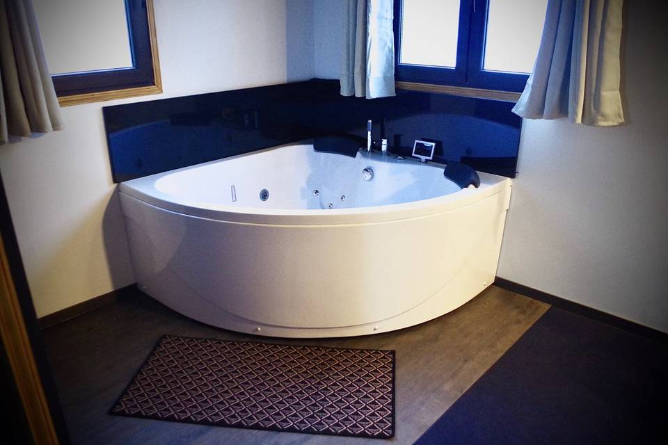 Suite Ambassadeur Jacuzzi