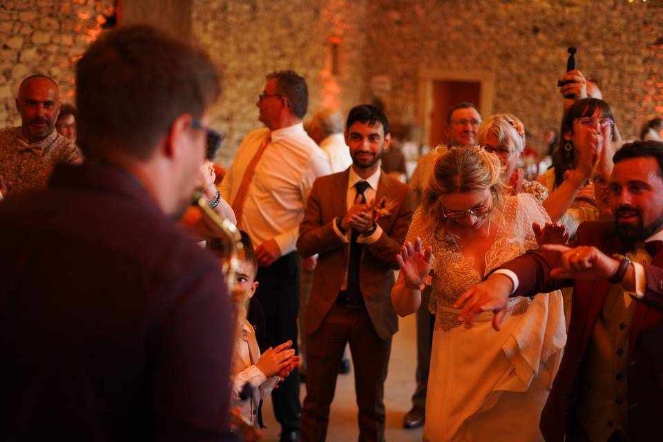 Saxophone Wedding