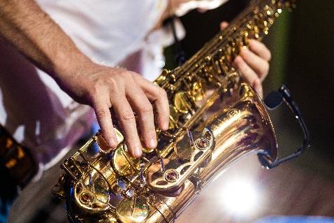 Saxophone Wedding