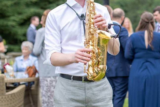 Saxophone Wedding