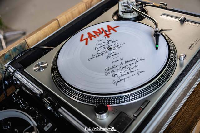Platine