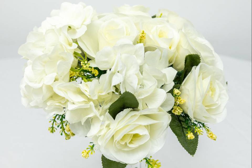 Roses blanches vase cristal