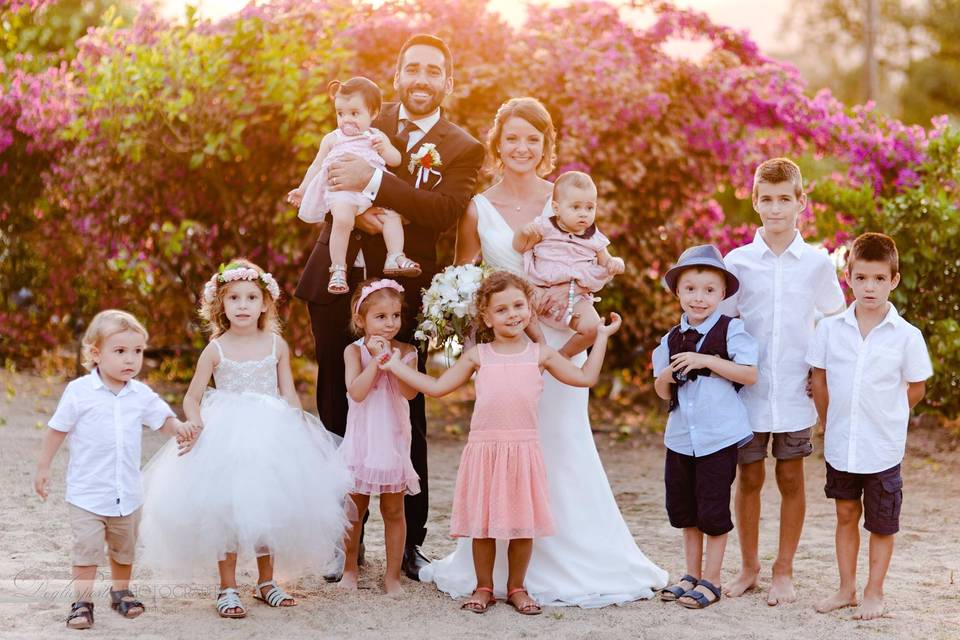 Photo de groupe avec enfants