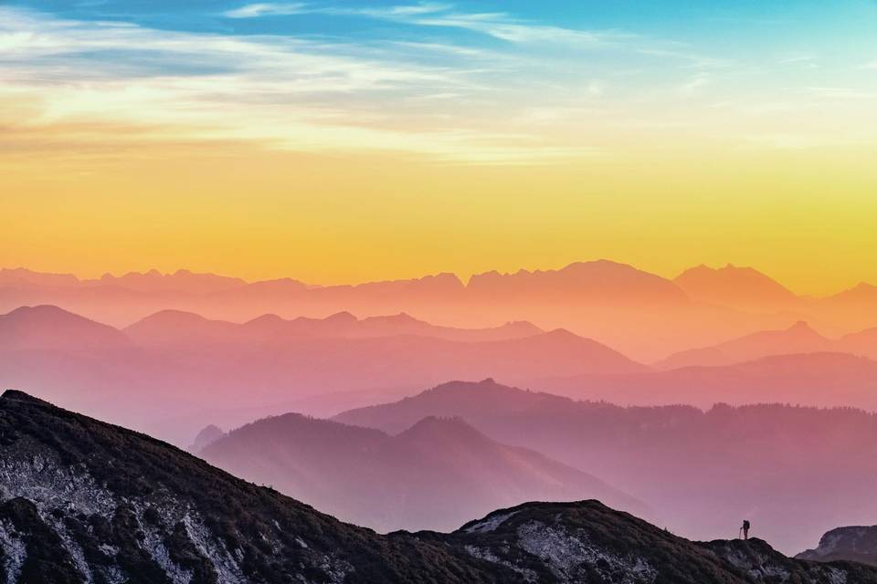 Coucher du soleil montagnes
