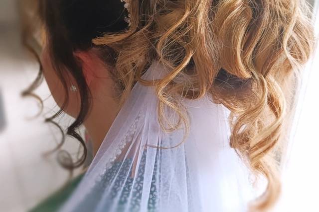 Chignon bouclé