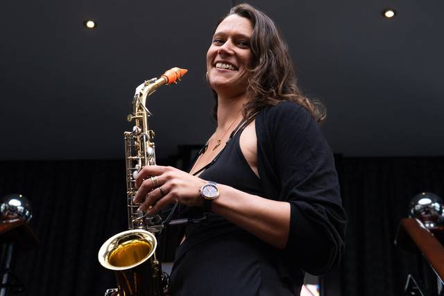Saxophoniste (Elisa Saxo)