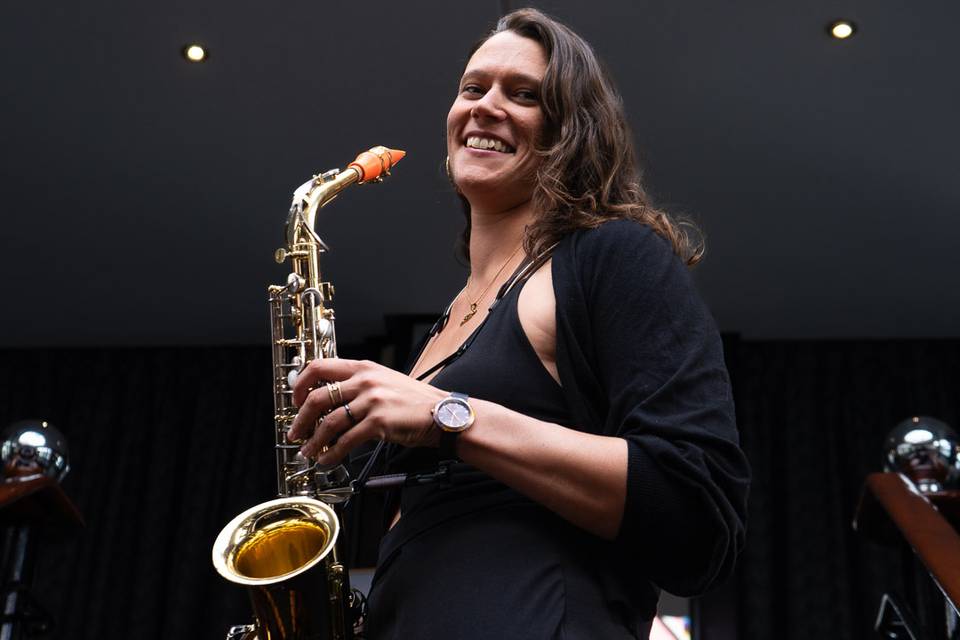Saxophoniste (Elisa Saxo)