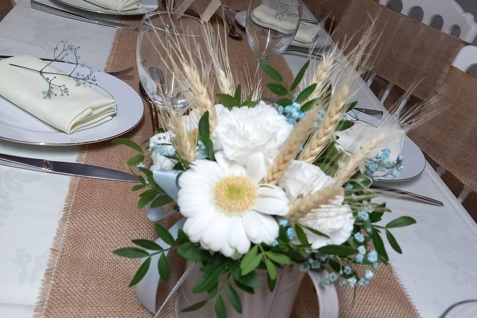 Arrosoir fleuri