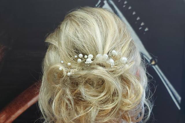 Chignon blond perles nacrées