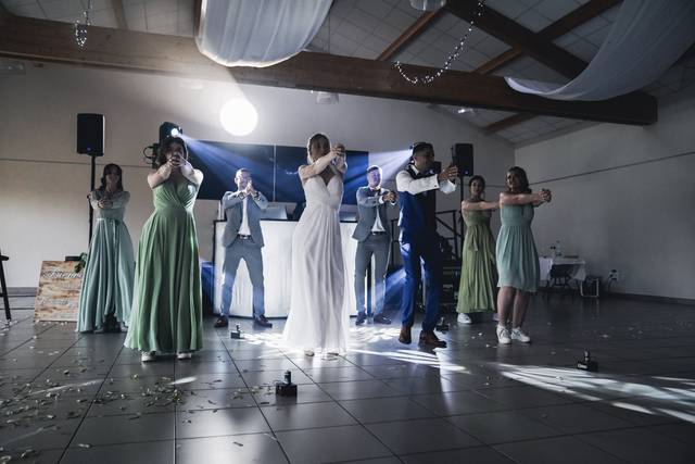 Danse avec les témoins